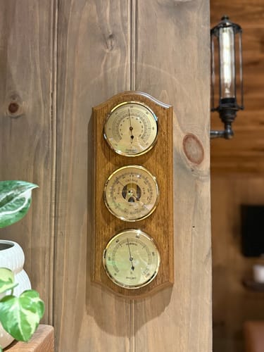 Rustic Oak &amp; Brass Weatherstation - 3 in 1 - Hygrometer + Barometer + Thermometer