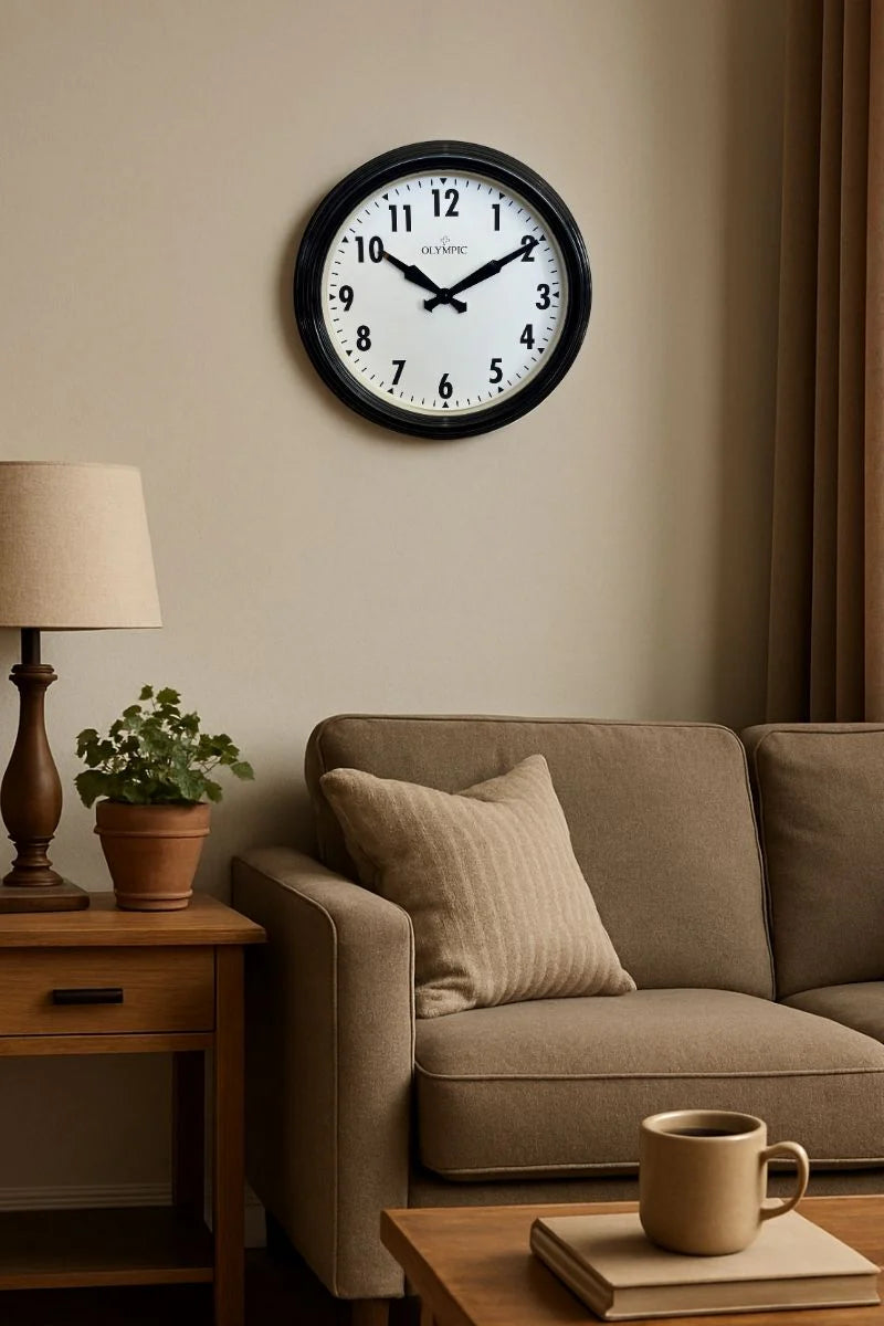 Classic Railway Station Wall Clock – 42cm
